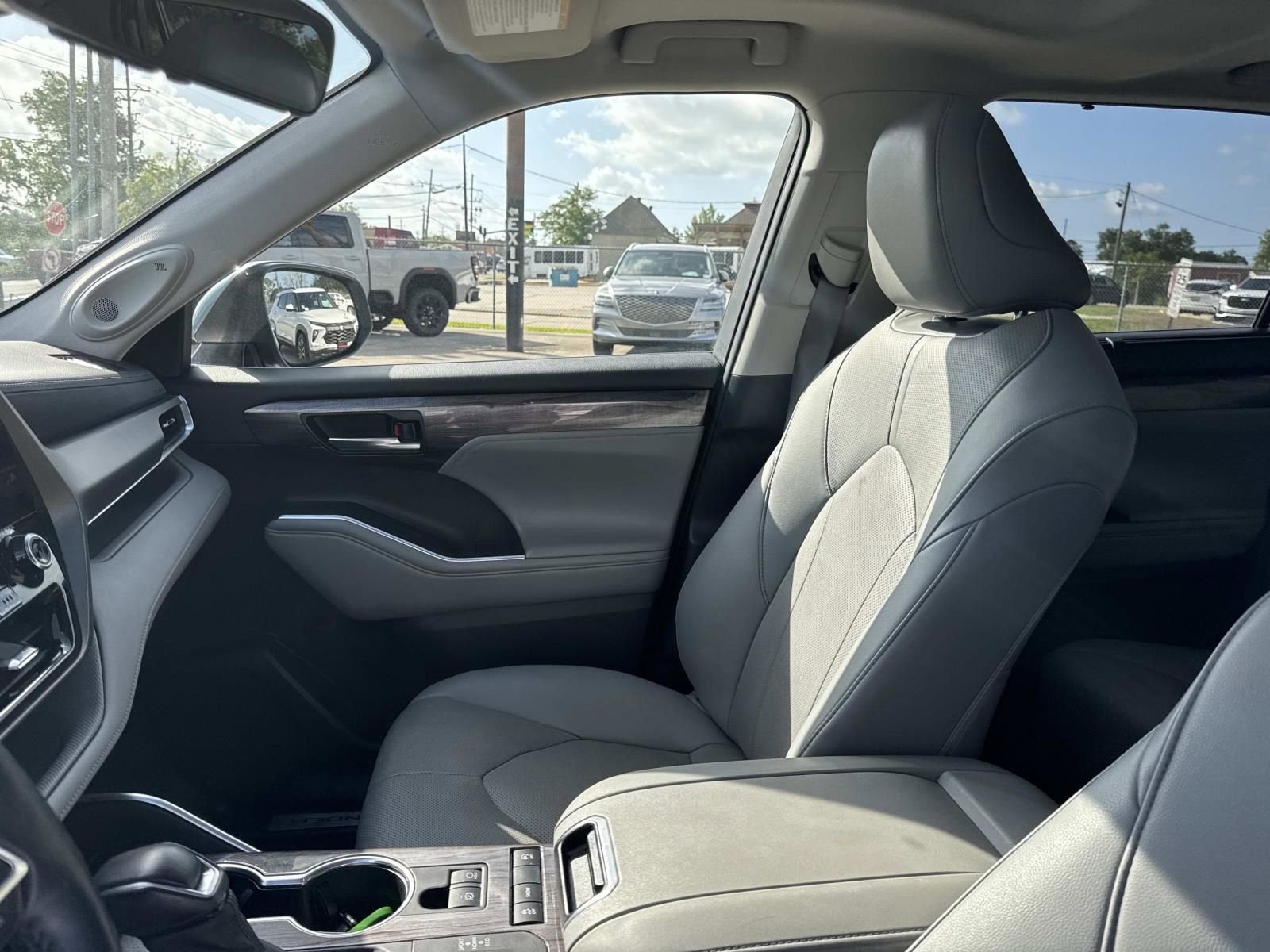 2021 Toyota Highlander Limited