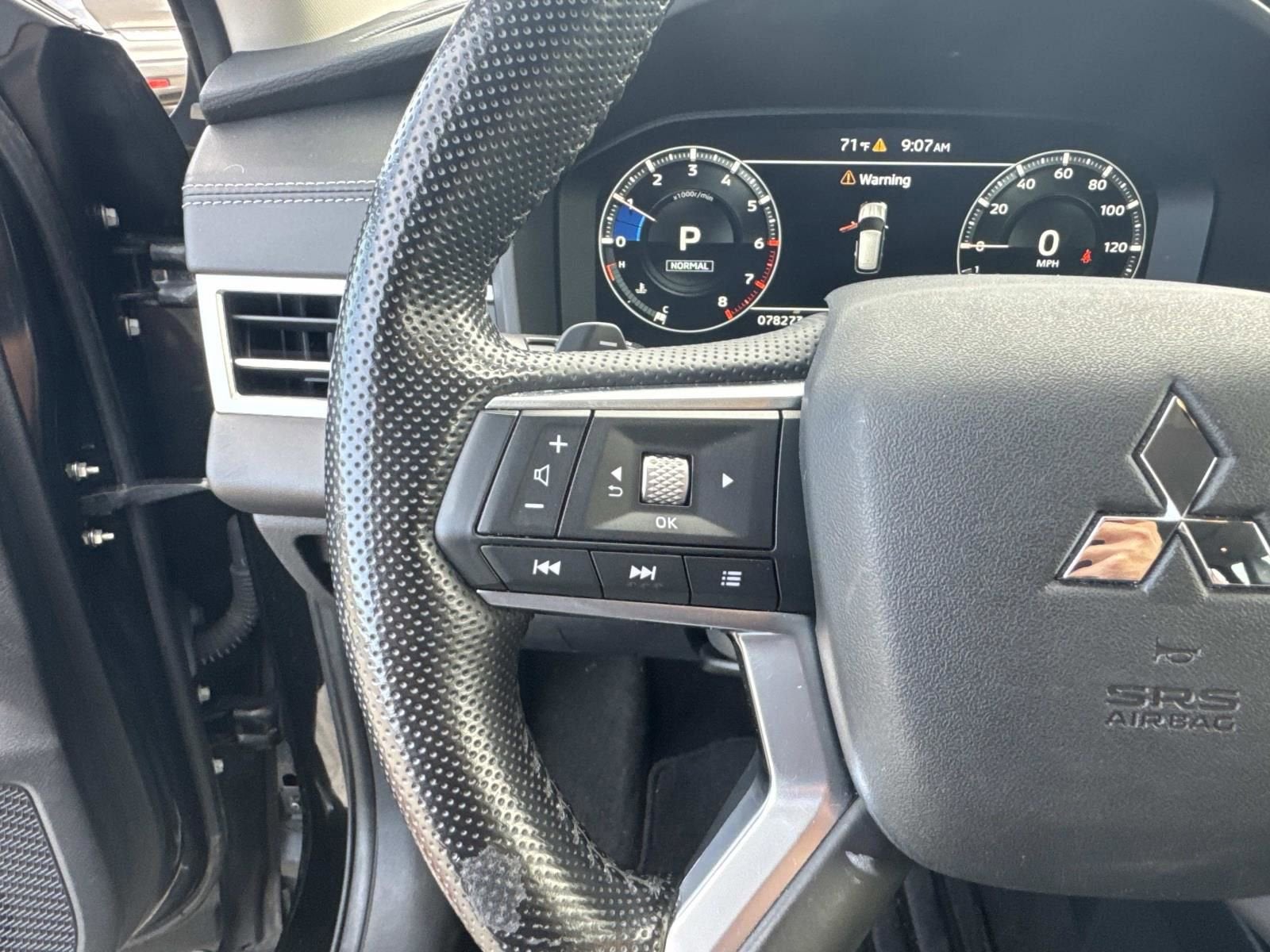 2022 Mitsubishi Outlander SE