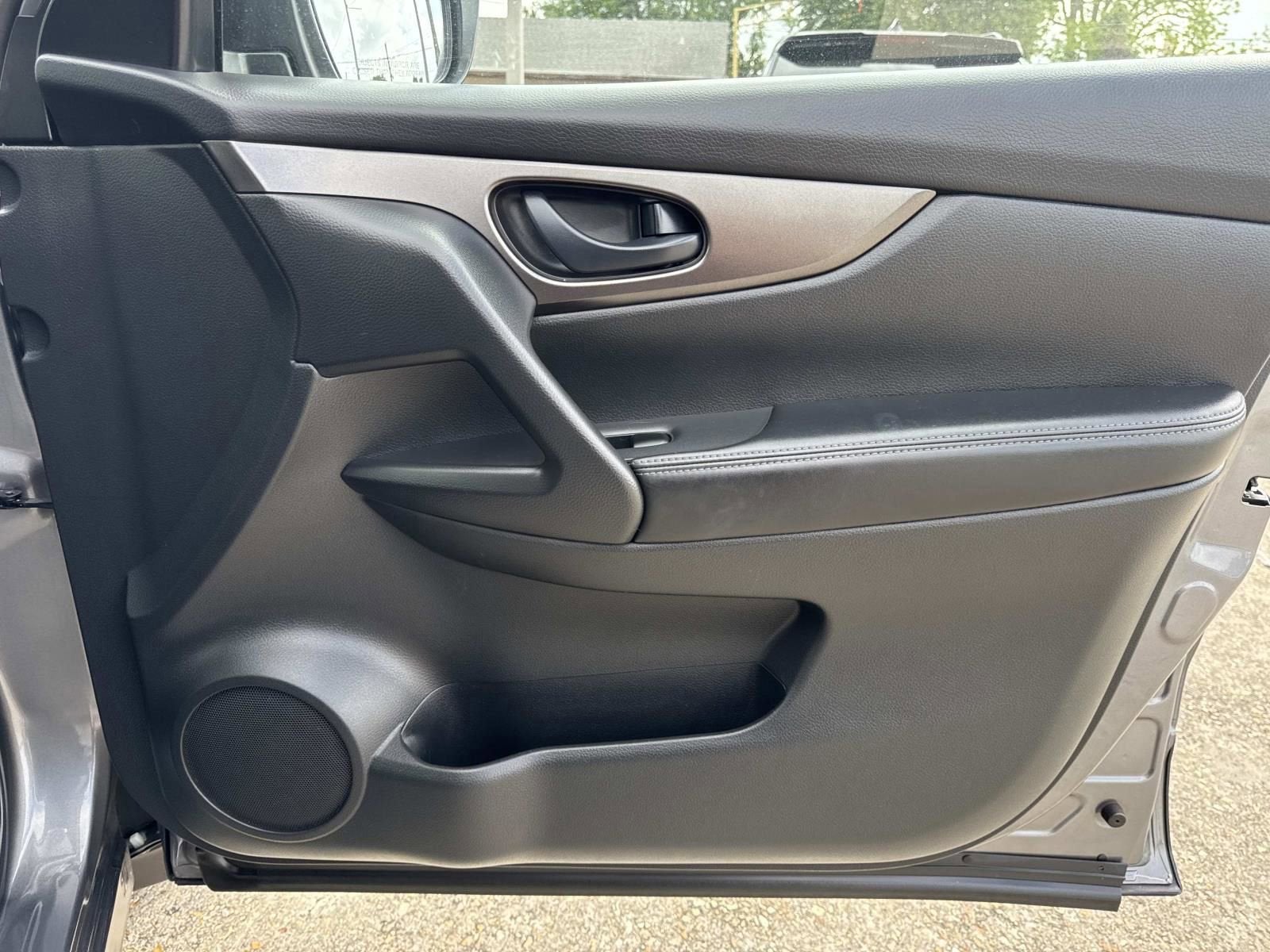 2020 Nissan Rogue Sport S FWD Xtronic CVT