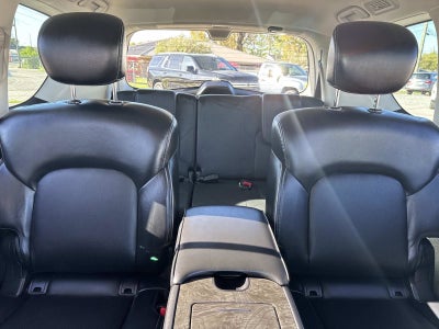 2023 INFINITI QX80 LUXE