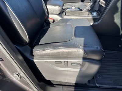 2023 INFINITI QX80 LUXE