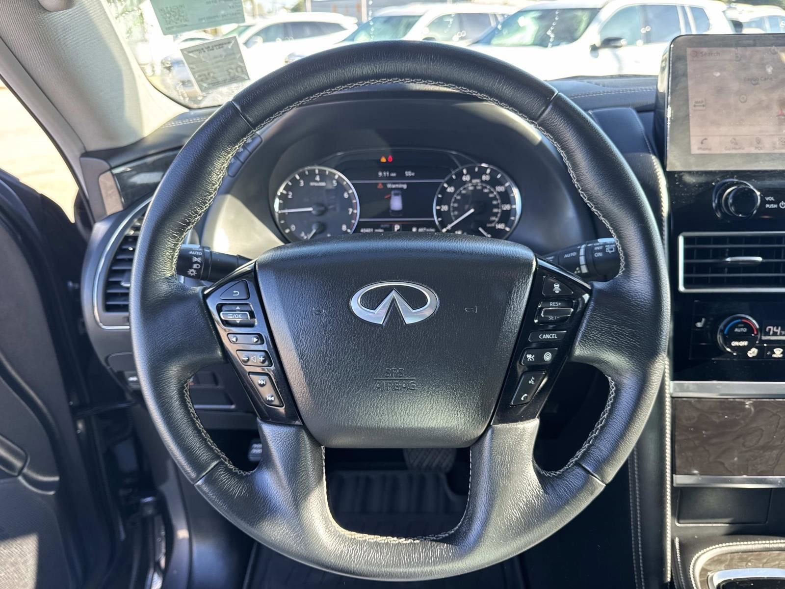 2023 INFINITI QX80 LUXE