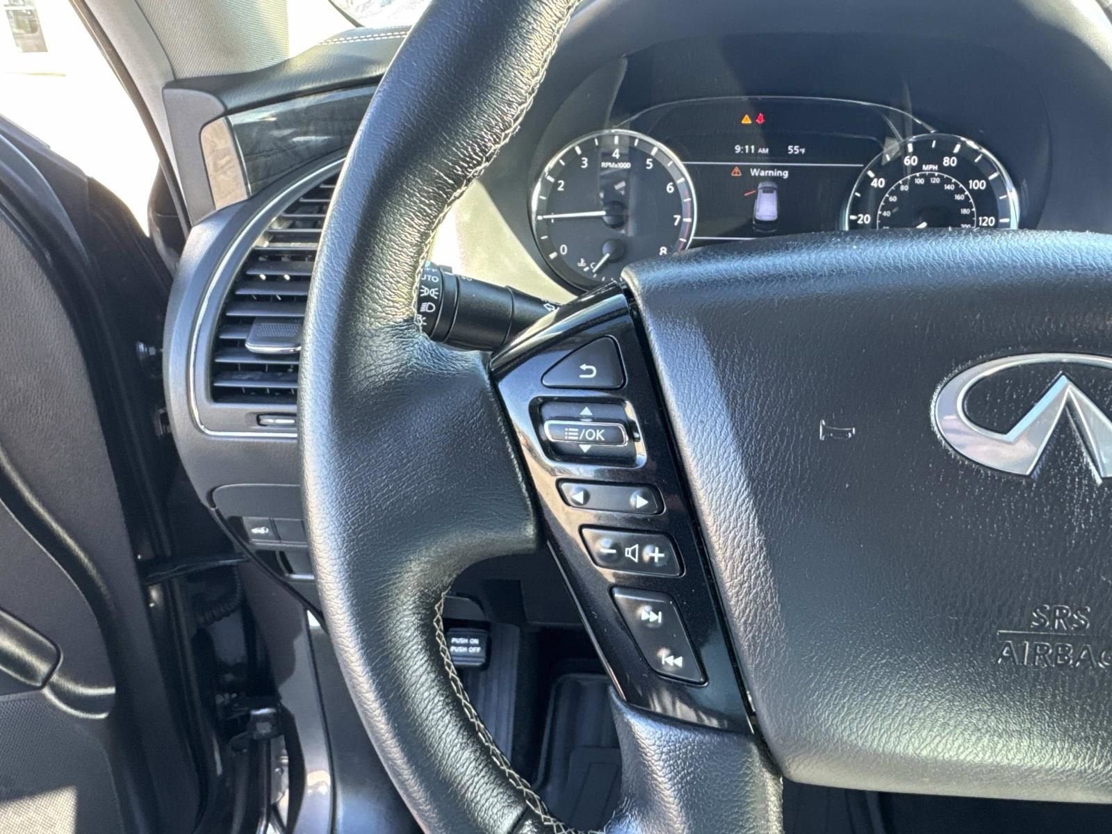 2023 INFINITI QX80 LUXE