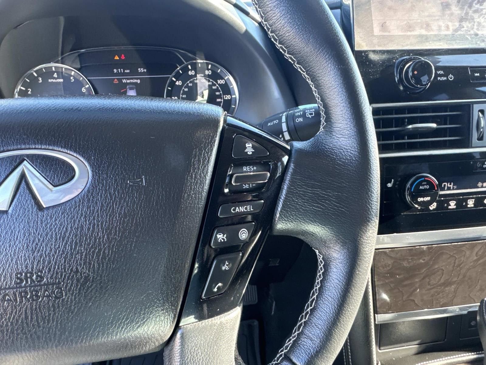 2023 INFINITI QX80 LUXE