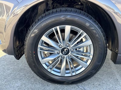 2023 INFINITI QX80 LUXE