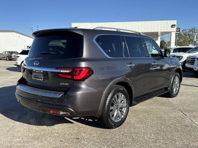 2023 INFINITI QX80 LUXE