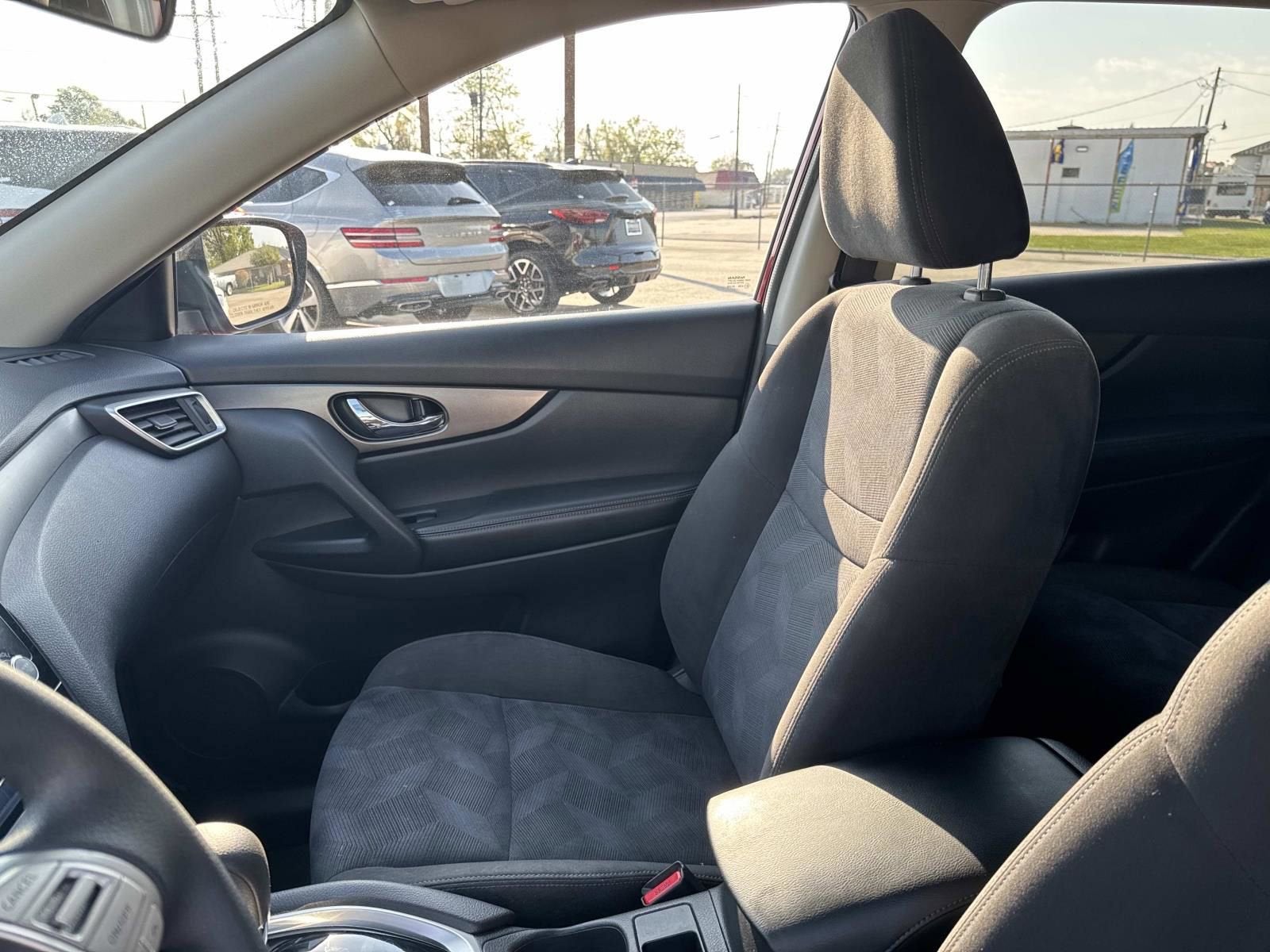 2015 Nissan Rogue SV